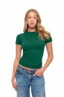 Wholesale women's green short-sleeve fitted crew neck t-shirt with blue jeans
